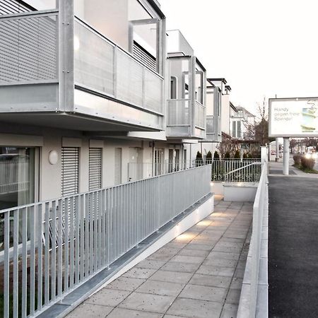 Yellow Flower Apartment With Pool - 5 Min To Lake Vienna Exterior photo